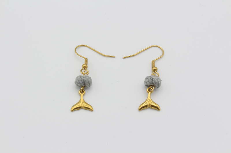 Geisternetz Ohrringe "Flukenbuddy" Goldfarben